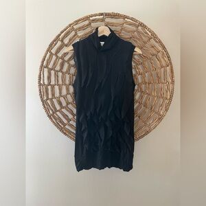 Kenar Black Sleeveless Textured Blouse